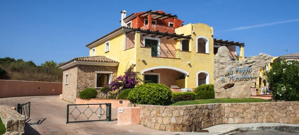La Reggia Di Nausicaa Aparthotel Santa Teresa Gallura Exterior foto